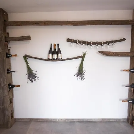 Vineyard Sonce Feriehus *